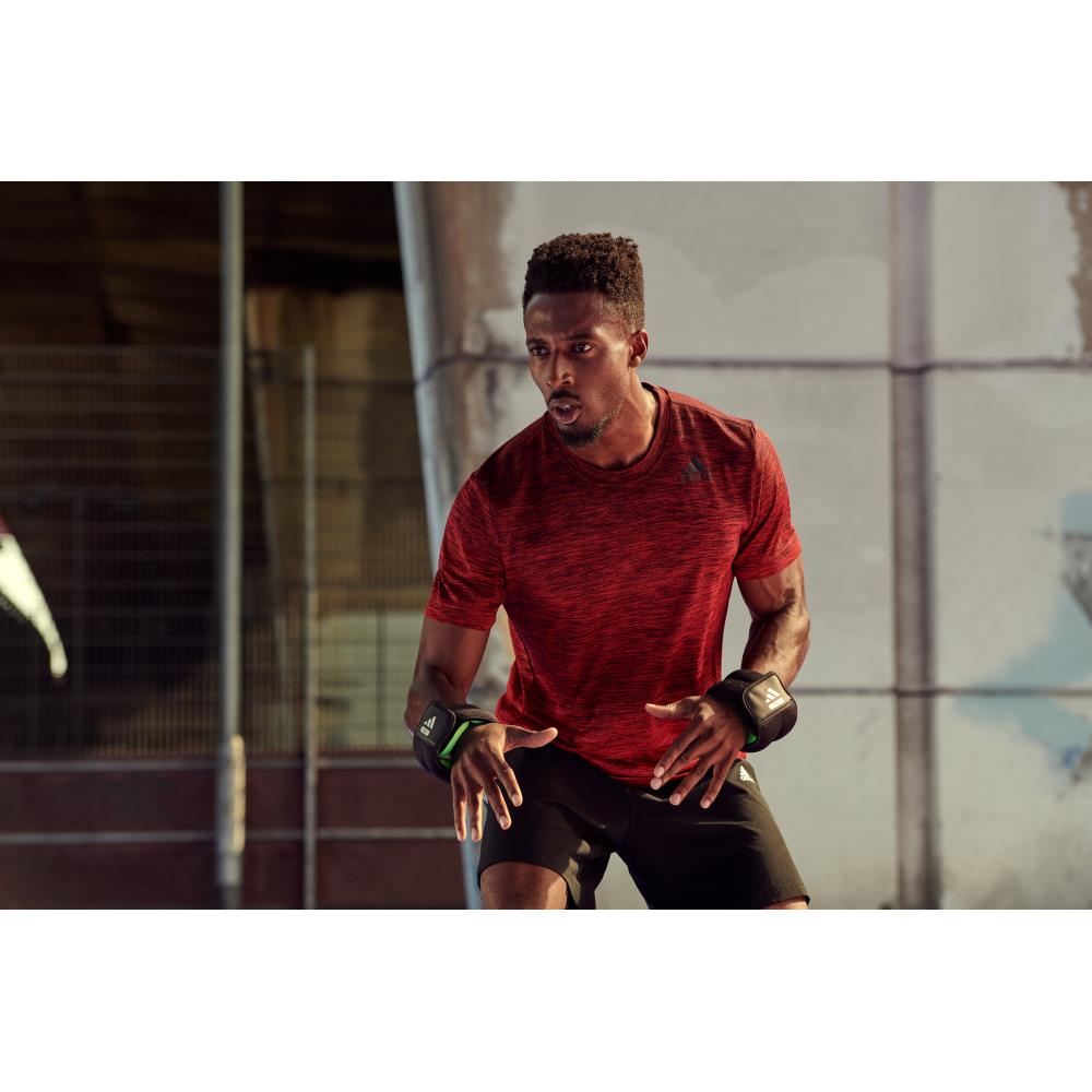 Shadow boxing with the Adidas Ankle Wrist Training Weights 2 x 1.5kg