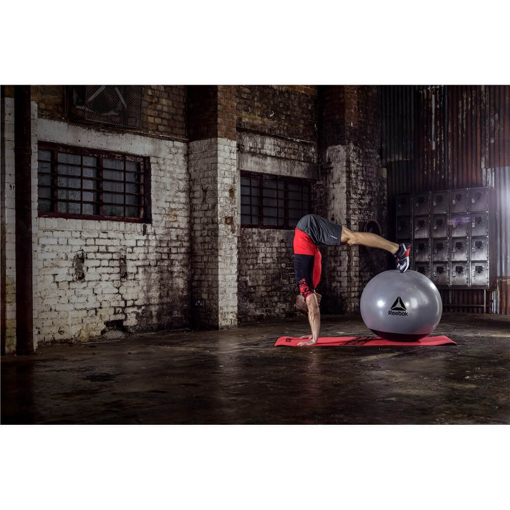 Reebok stability gym 2025 ball